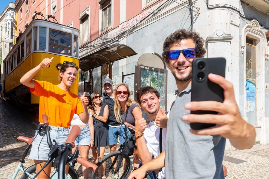 Lisbon Bike Tour: Langs de rivier van Belém naar Lissabon - Weather, cancellations, and practical planning