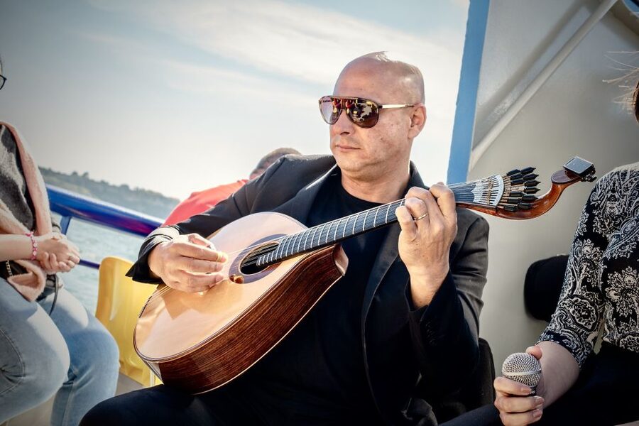 Lisbon: Boat Cruise with Live Fado Performance and a Drink - Key points to know before boarding