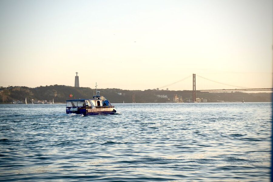 Lisbon: Boat Cruise with Live Fado Performance and a Drink - Booking details that matter