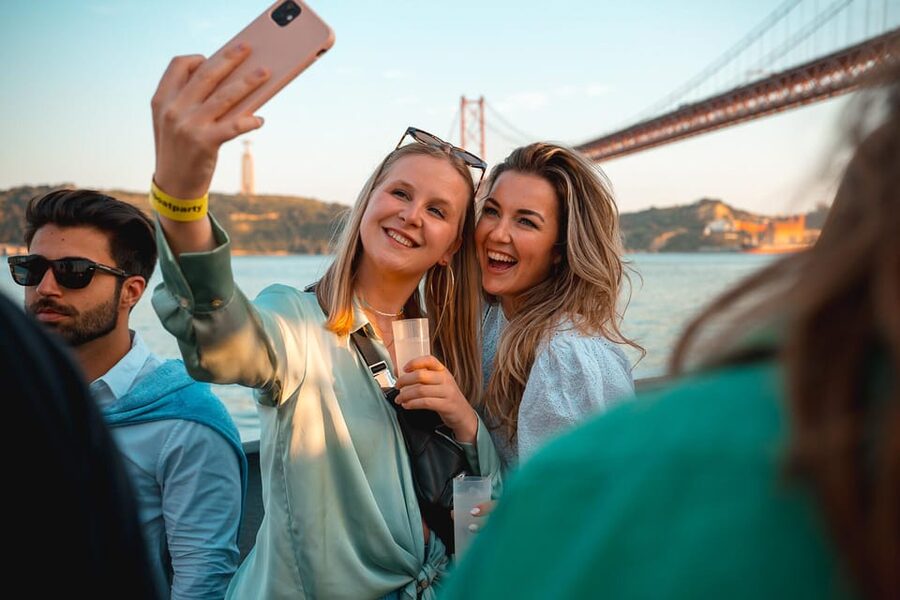Lisbon Boat Party - Live DJ & Afterparty with VIP Club entry - Why the Tagus makes this party different