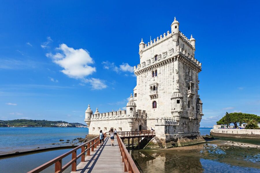Lisbon: Boat Tour Ticket and Hop-on Hop-off 48-Hour Bus. - Should you book it?