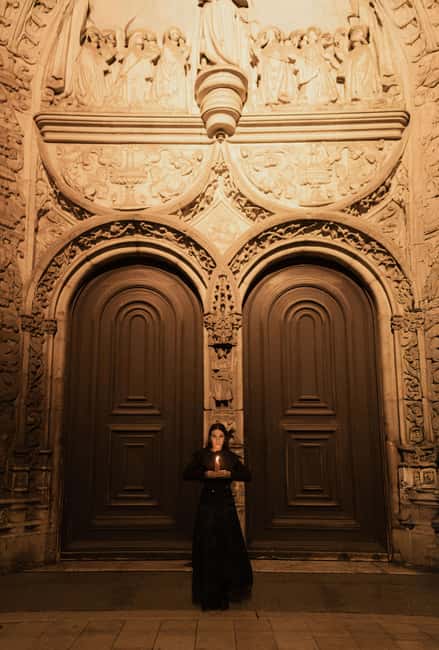 Lisbon by Night: Guided Walking Tour - The Unholy Secrets - Key points to know before you book