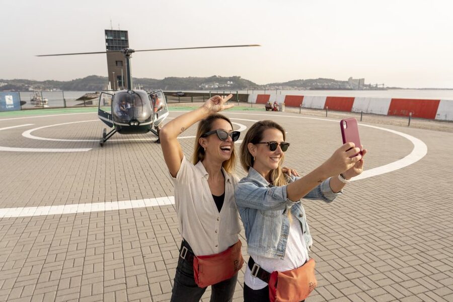 Lisbon: City and Coastline Sightseeing Helicopter Flight - Making the most of a short flight