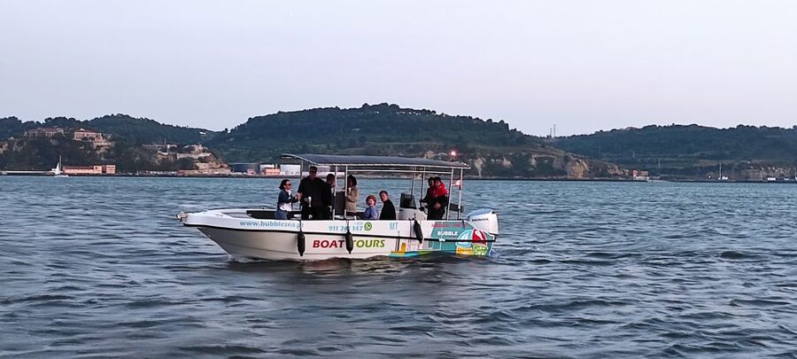 Lisbon: City Boat Cruise Daytime/Sunset/Night with Champagne - Key points to know before you book