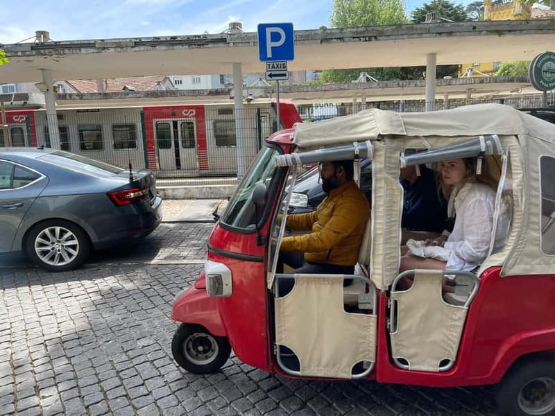 Lisbon: City Highlights Tuk-Tuk Tour with Pickup - The guides make the biggest difference