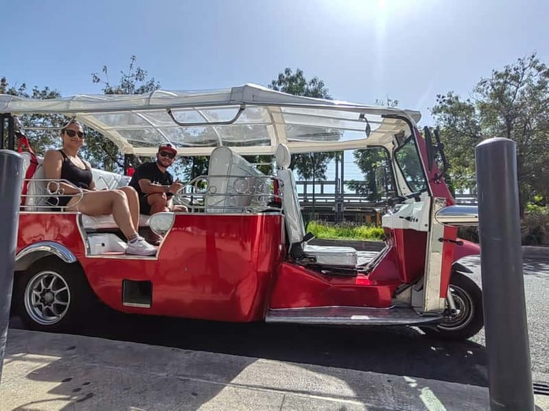 Lisbon: City Highlights Tuk-Tuk Tour with Pickup - Graça and the view from Senhora do Monte