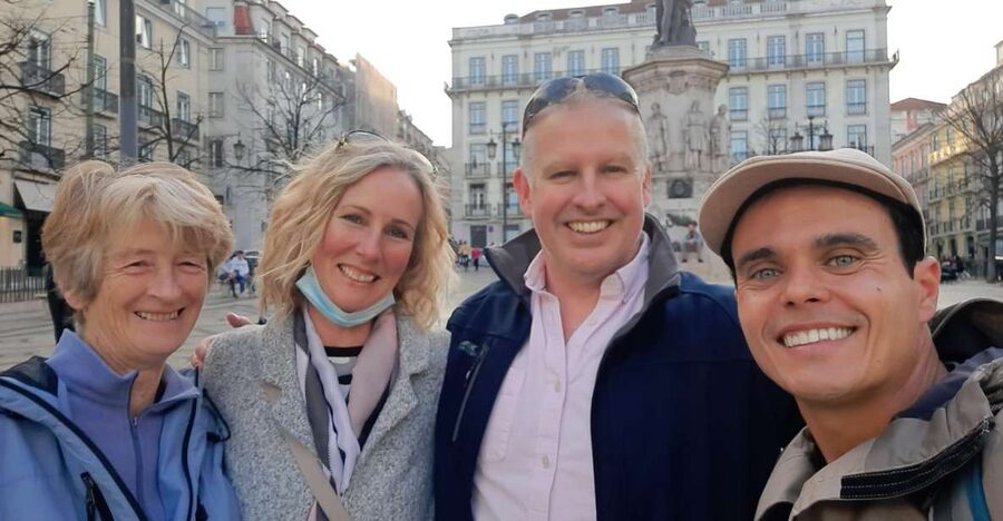 Lisbon: City Sightseeing Private Tour with Guide - Key points to know before booking