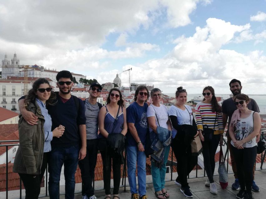 Lisbon: City Sightseeing Private Tour with Guide - São Jorge Castle and Lisbon’s long story