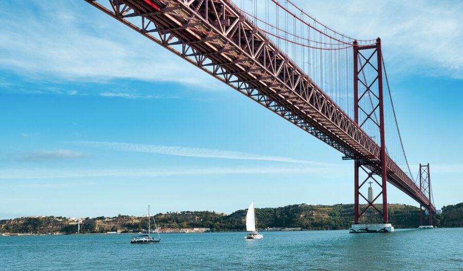 Lisbon: City Skyline Sailboat Cruise with Drink and Snacks - Why Lisbon looks better from the Tagus