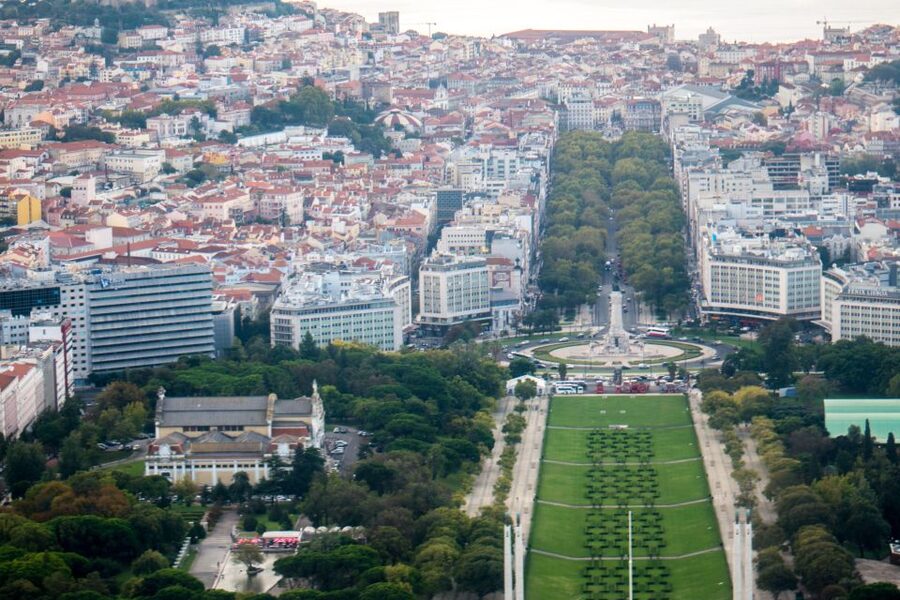Lisbon City Tour 4 Hours - Cristo Rei across the river