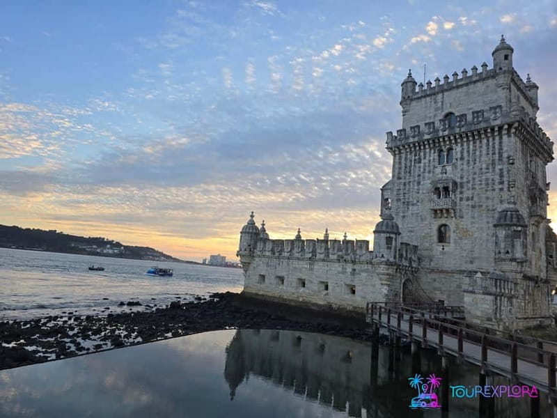 Lisbon City Tour: All Must-See Attractions with Expert Guide - LX Factory, Time Out Market, and Pink Street