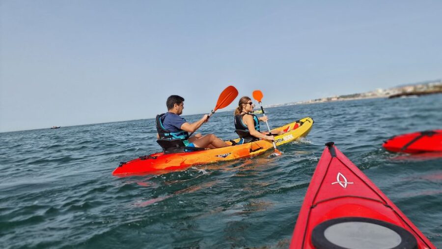 Lisbon: Coast Guided Kayak Tour - Weather, clothing, and effort