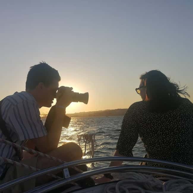 Lisbon: Daytime or Sunset Boat Cruise with History and Wine - What the two-hour pace feels like