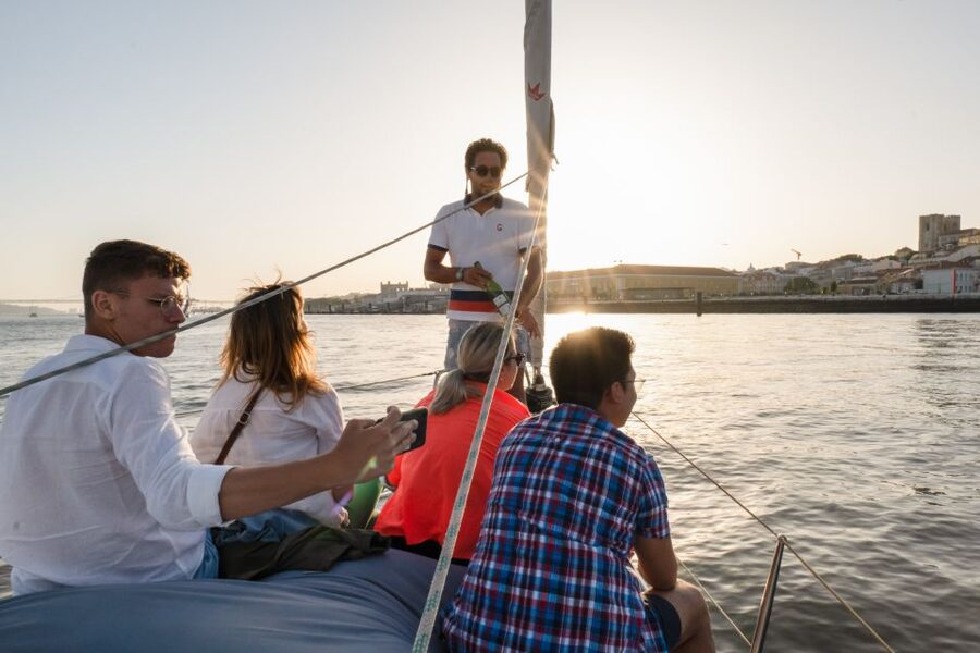 Lisbon: Daytime/Sunset/Night City Sailboat Tour with Drink - Why Lisbon looks better from the Tagus