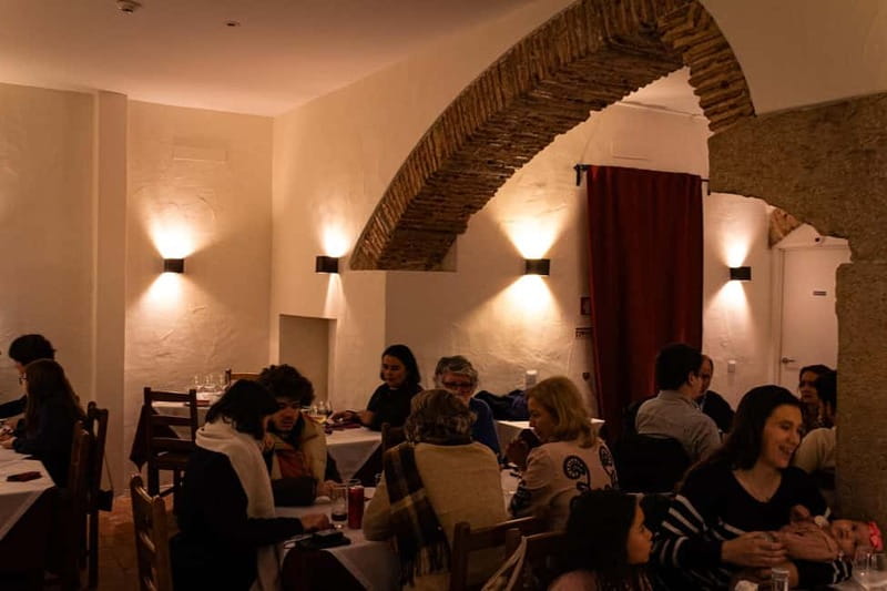 Lisbon: Dinner with Fado Show with the Rising Stars of Fado - Key points to know before booking