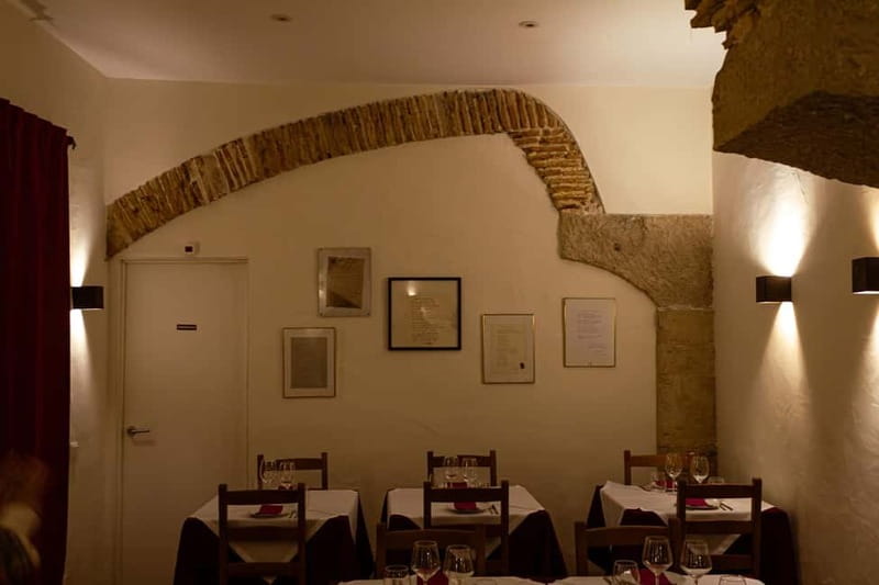 Lisbon: Dinner with Fado Show with the Rising Stars of Fado - The fado sets are the heart of the evening