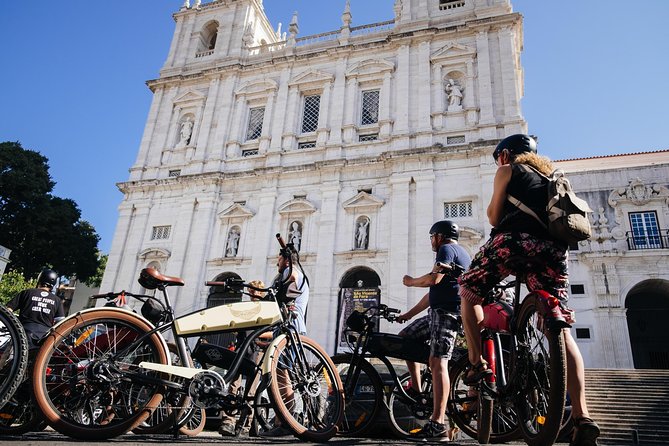 Lisbon E-Bike Tour Commerce Square, Mouraria and Alfama - Commerce Square and Lisbon’s earthquake story