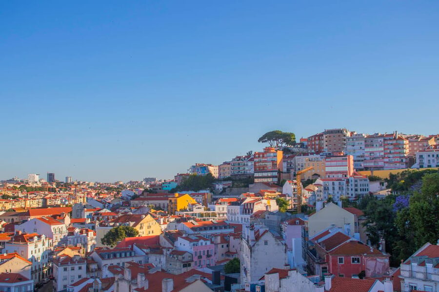 Lisbon: Early Morning TukTuk Tour - hotel/cruise ship pickup - Castelo, Mouraria, and the old city’s layered identity