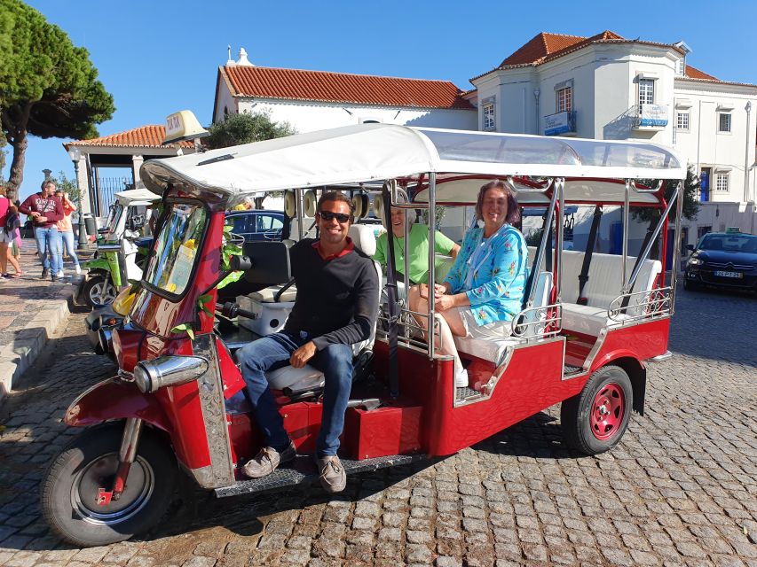 Lisbon: Electric Tuk Tuk Private Tour of the Seven Hills - Guides, pace, and the personal touch