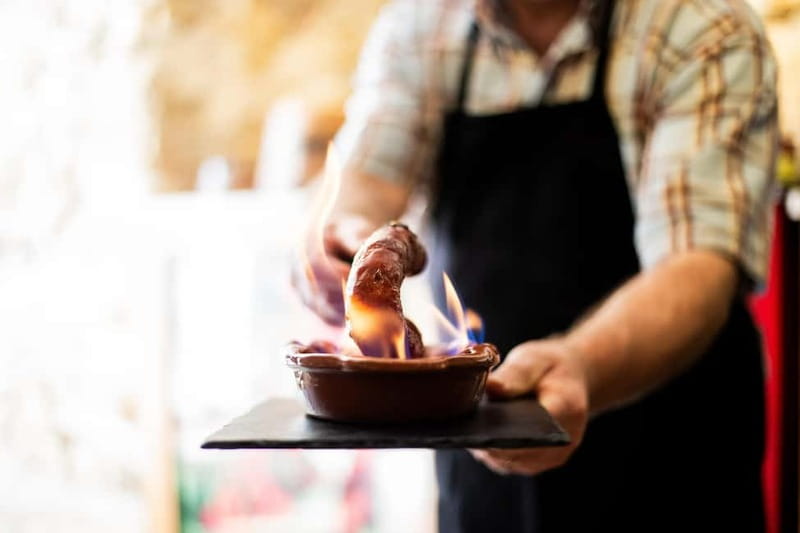 Lisbon: Food Tasting Tour by Tuk Tuk with 2 Stops - Key points to know before booking