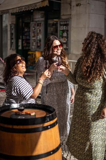 Lisbon: Food Tasting Tour by Tuk Tuk with 2 Stops - Baixa gives you the city’s starting frame