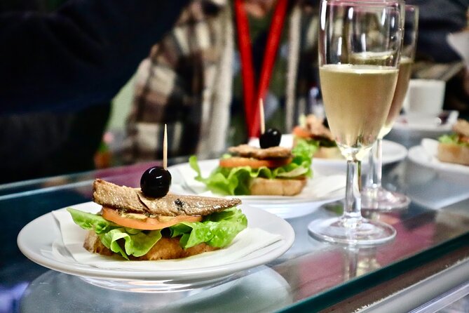 Lisbon Food Tour with 10+ Tastings of Local Delicacies & Wines - A food-first introduction to Lisbon