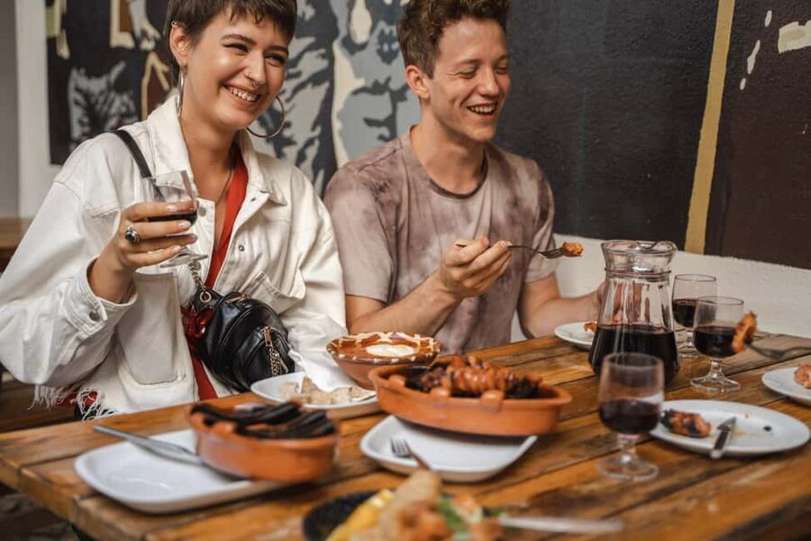 Lisbon: Food Tour with Local Tastings and Drinks - Why this food walk works well in Lisbon