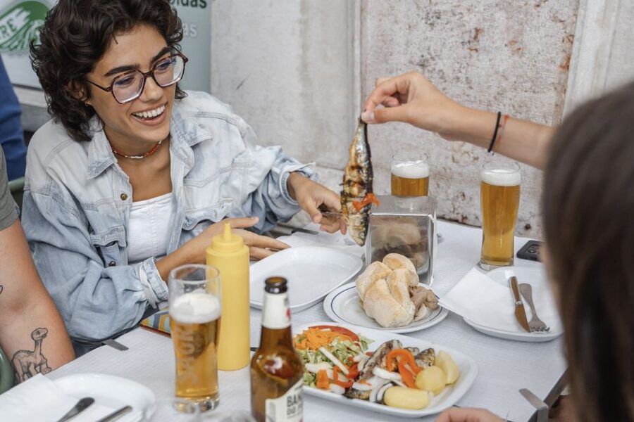 Lisbon: Food Tour with Local Tastings and Drinks - Starting at Praça da Figueira