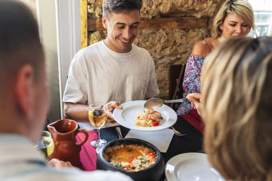 Lisbon: Food Tour with Local Tastings and Drinks - Baixa, Rossio, and the story behind the food