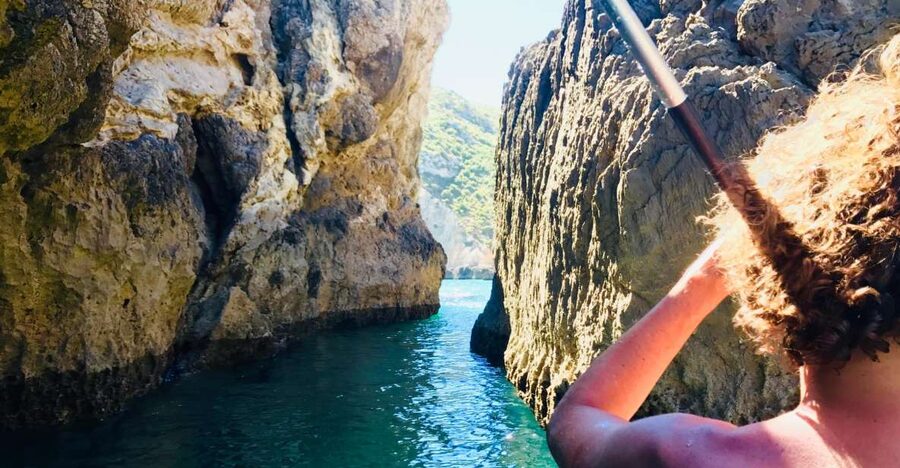 Lisbon: Full-Day Sesimbra Kayak Tour with Picnic - Boca de Tamboril cave and the rocky shore