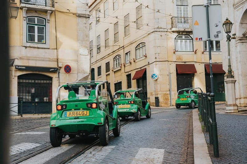 Lisbon: GPS-Guided Spinach Tour by Electric Car - Driving comfort and Lisbon traffic
