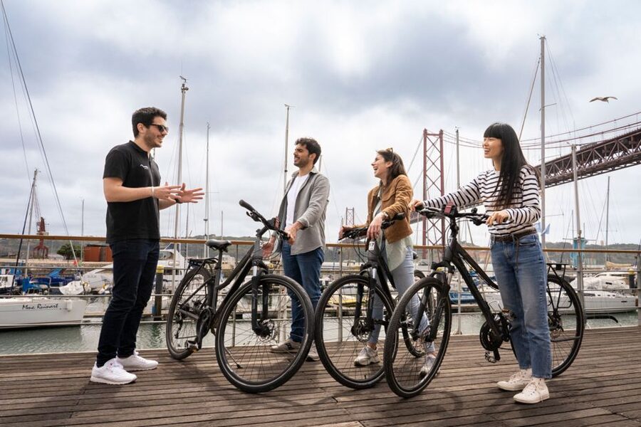 Lisbon: Guided Bike Tour, Helicopter Flight, and Boat Trip - Should you book it?