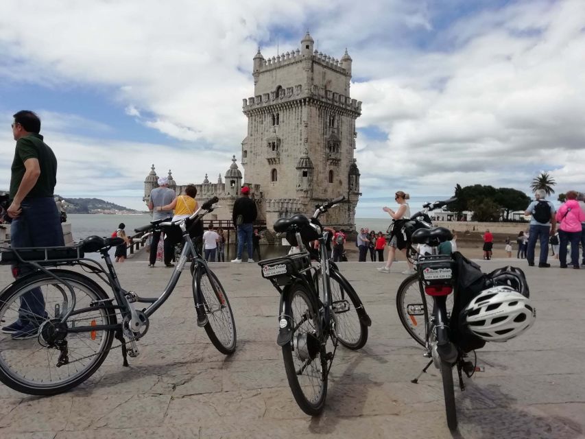 Lisbon: Guided E-Bike Tour to Belém - Under the 25 de Abril Bridge and along the river
