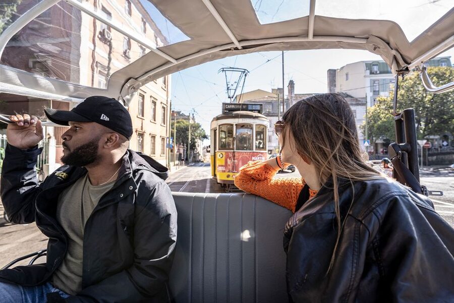 Lisbon: Guided Tuk-Tuk Tour Along the Historic Tram Line 28 - Praça Luís de Camões and Carmo’s revolutionary past