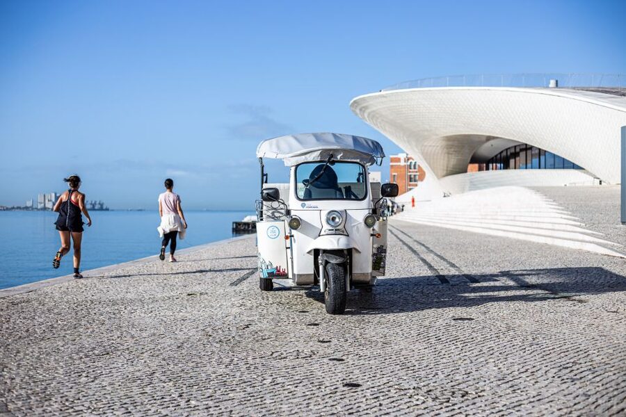 Lisbon: Half-Day Private Guided Tuk-Tuk Tour - Why a Lisbon tuk-tuk works so well