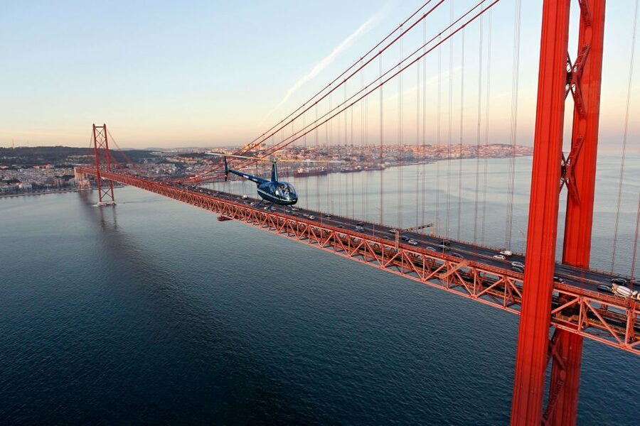 Lisbon: Helicopter Ride, Boat Trip, & Old Town Walking Tour - The Tagus cruise to Belém