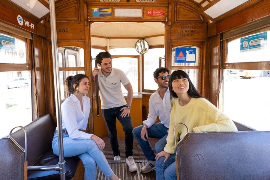 Lisbon: Helicopter Ride, Boat Trip, & Old Town Walking Tour - Belém by road and the helicopter base