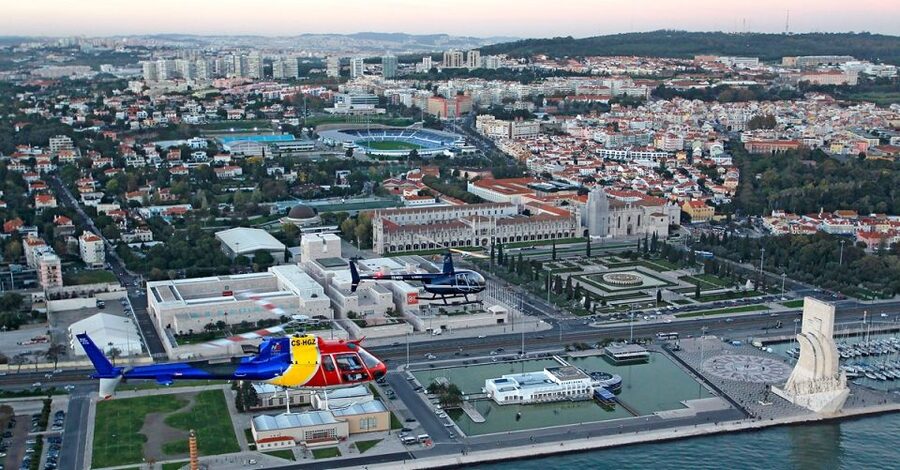 Lisbon: Helicopter Tour over Belem - Christ the King across the river