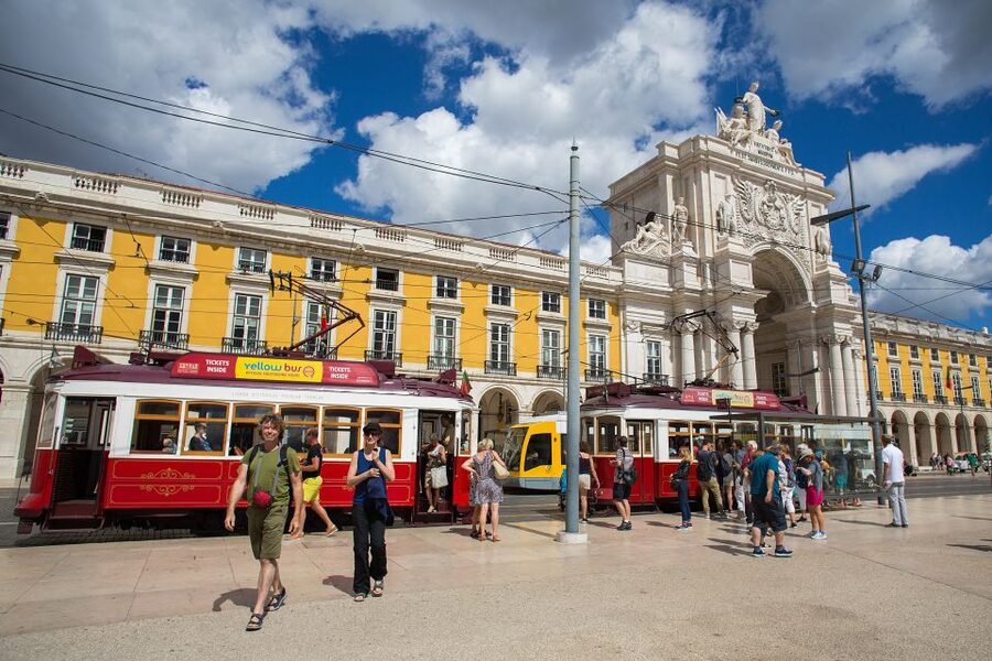 Lisbon: Hills Red Tram Tour by Tram 28 Route 24-Hour Ticket - Mouraria and Lisbon’s traditional quarters