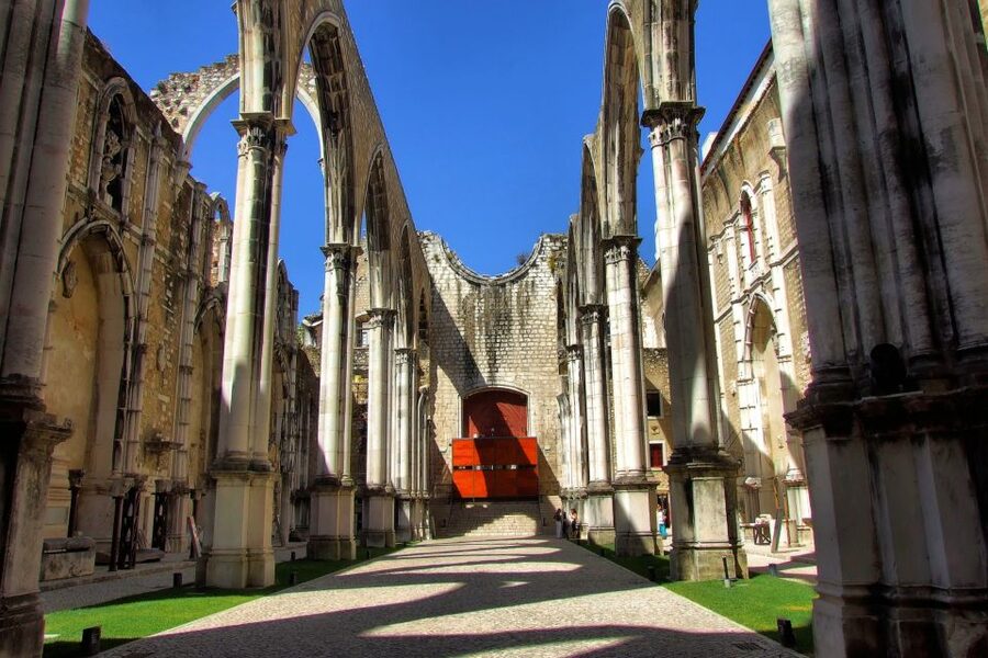 Lisbon: Hills Red Tram Tour by Tram 28 Route 24-Hour Ticket - What the 24-hour ticket is really worth