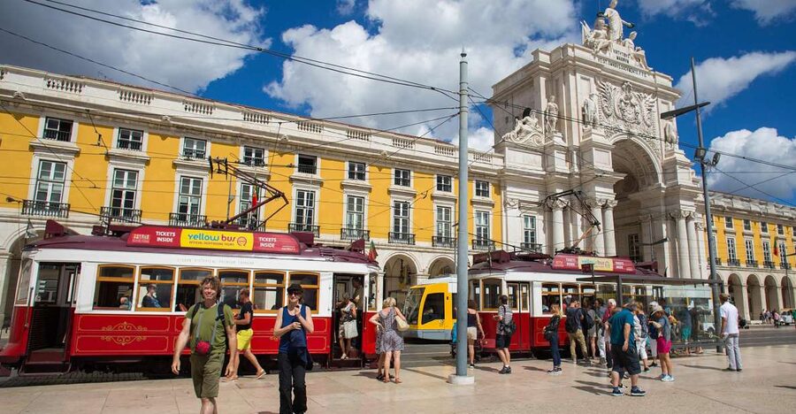 Lisbon: Hills Red Tram Tour by Tram 28 Route 24-Hour Ticket - Through Baixa and the lower city