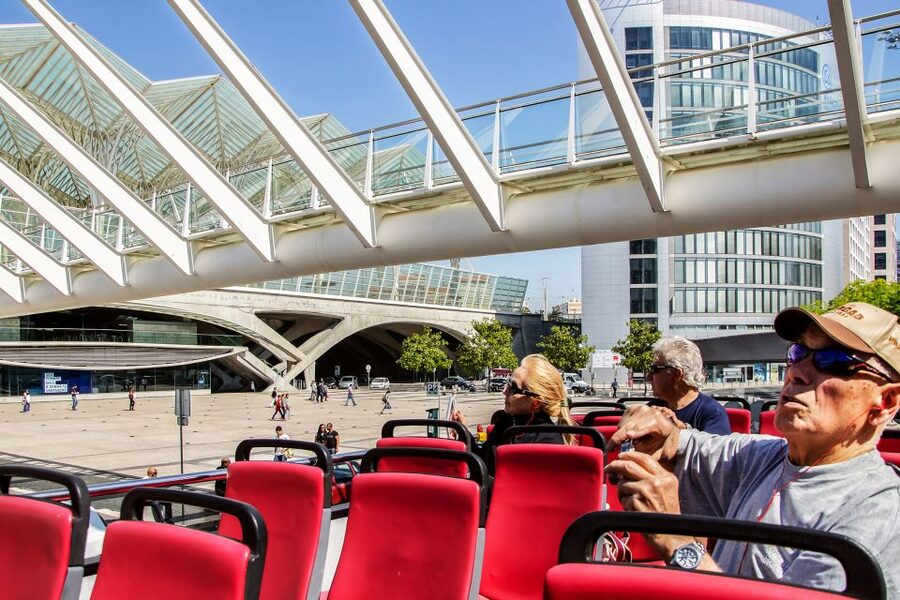 Lisbon: Hop-On Hop-Off Bus Tour - Who will get the most from this bus pass