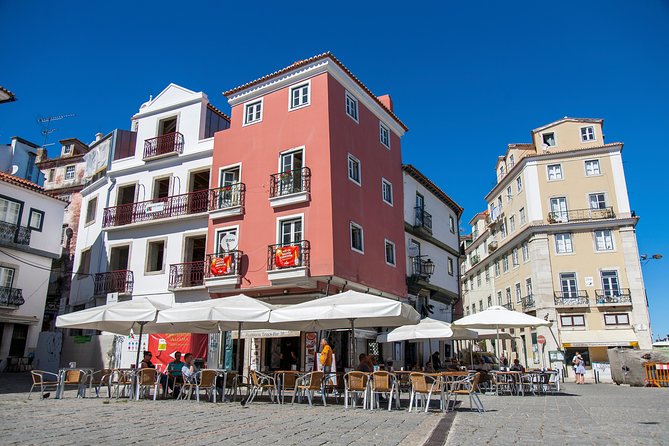 Lisbon Jewish Heritage and History - Private Tour Van - The Money Museum and a medieval wall