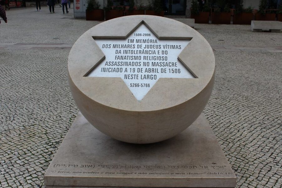 Lisbon: Jewish History in Portugal Guided Walking Tour - Why Lisbon’s Jewish story belongs in your first days