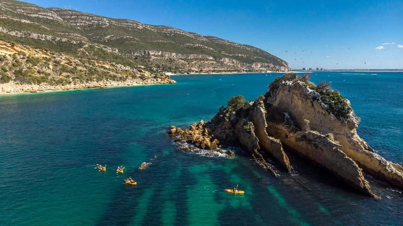 Lisbon: Kayak Tour Arrábida Natural Park, Setubal, Sesimbra - Beaches, caves, and pauses along the coast