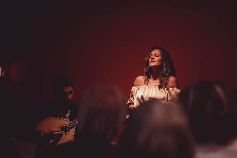Lisbon: Live Fado Show with Port Wine in Historic Center - The opening: context before the first song