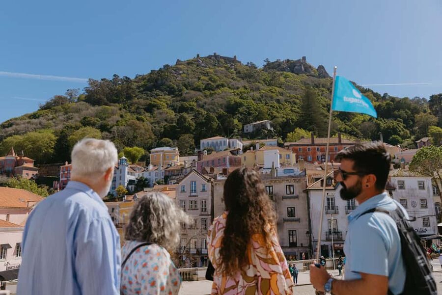 Lisbon: MiniBus Sintra, Pena, Regaleira, Cap Roca Tour - Walking, comfort, and who should book