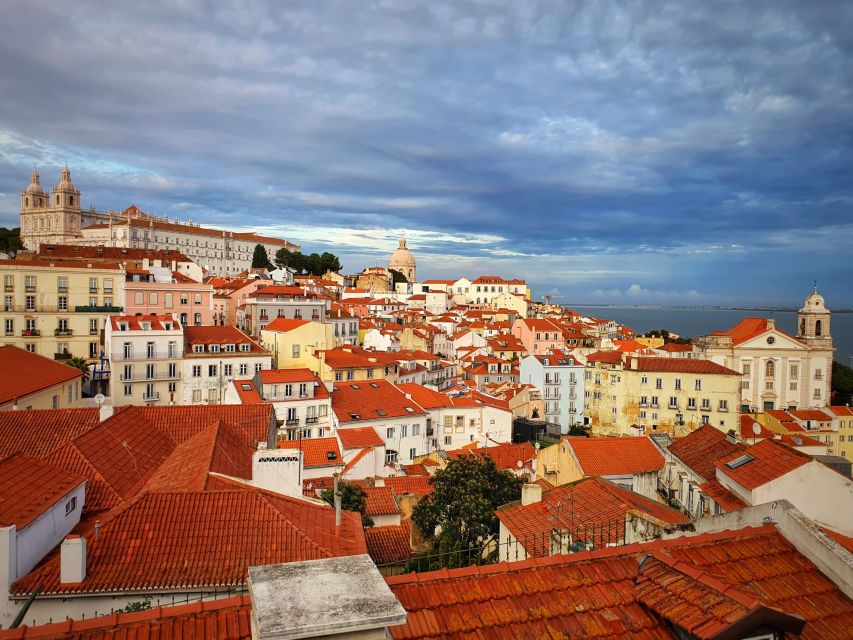 Lisbon: Old Town TukTuk Tour and Scenic Viewpoints in Alfama - Portas do Sol and the climb toward Graça