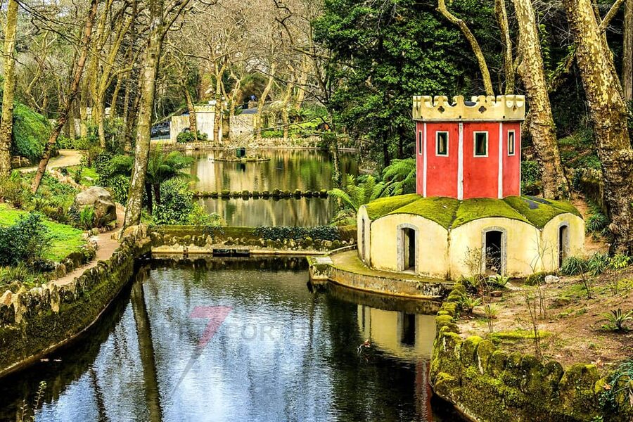 Lisbon: Pena Palace, Moorish Castle, Qta. Regaleira & Sintra - The Moorish Castle: a strong first stop