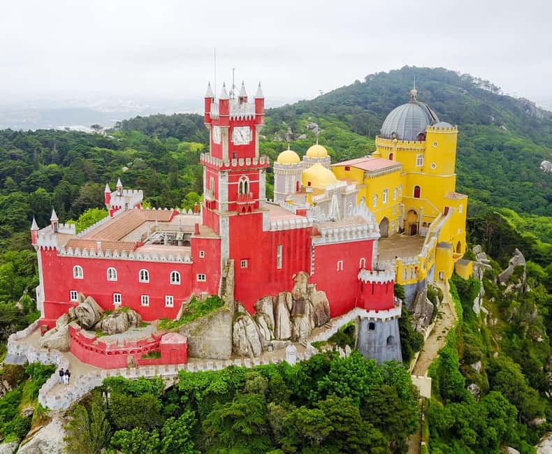 Lisbon: Pena Palace, Sintra, Cabo da Roca & Cascais Day Tour - Why this Lisbon day trip works